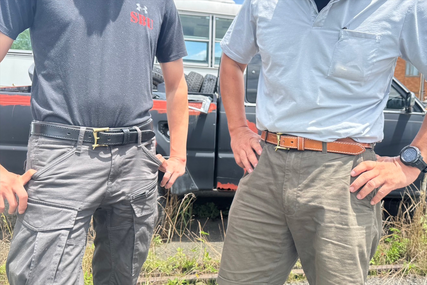 Quick draw leather belt